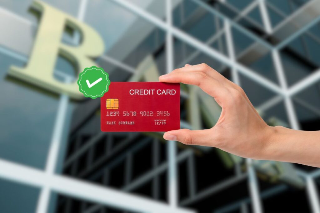 Quais bancos liberam cartão de crédito na hora? Descubra os melhores!